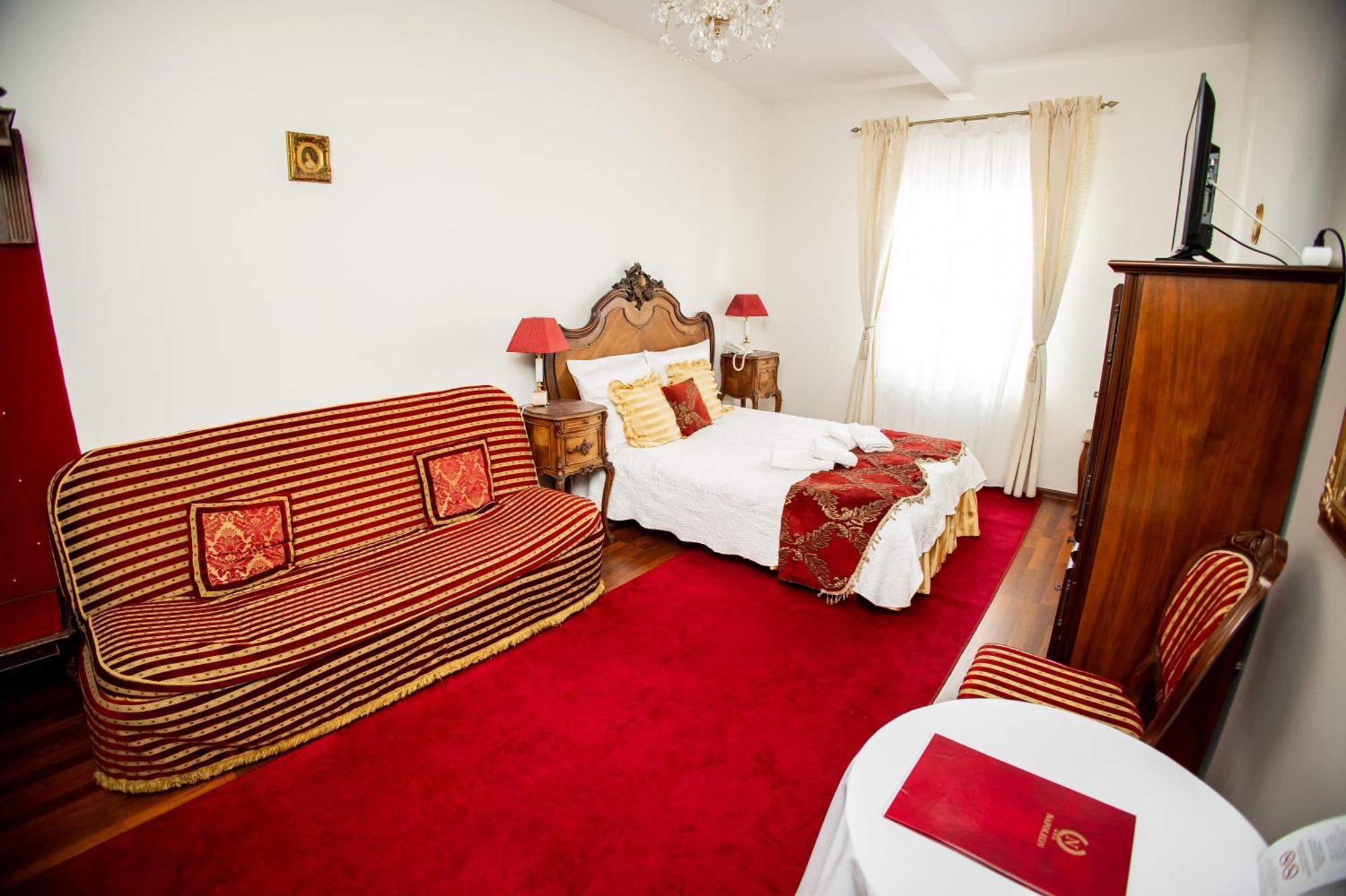 Hotel Napoleon Wroblew  المظهر الخارجي الصورة